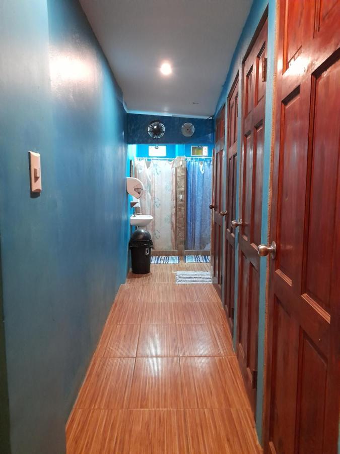 Coral Reef Surf Hostel And Camp Tamarindo Dış mekan fotoğraf